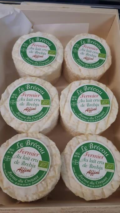 Gite A La Ferme, Avec Animaux, Fromages Et Nature Neuville-les-Decize Экстерьер фото
